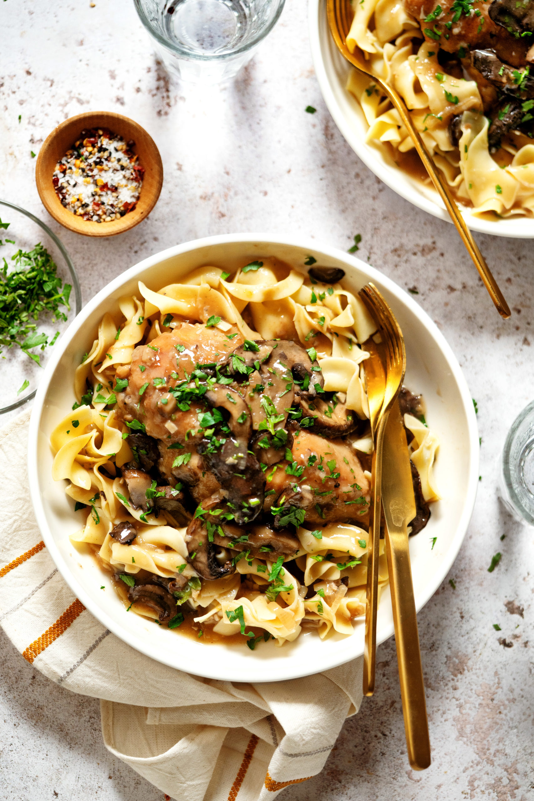 Slow-Cooker Chicken Marsala